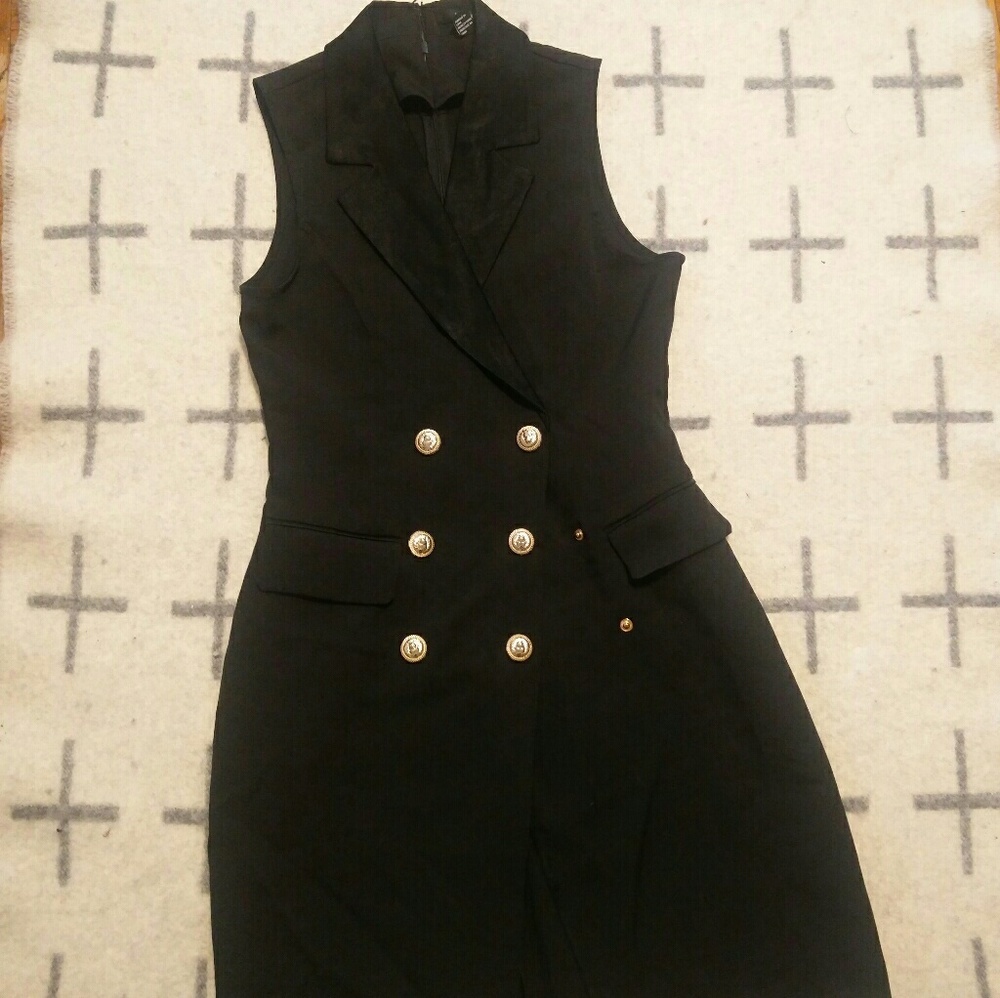 Forever 21 Structured Double-Breasted dress